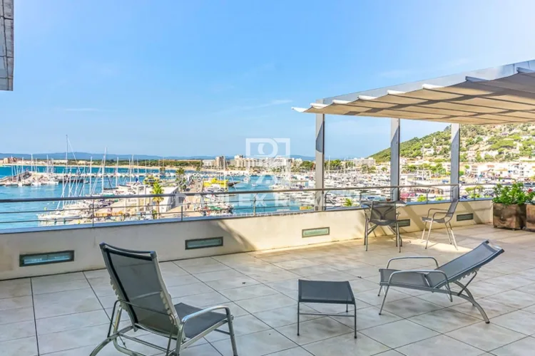 Appartement de 5 pièces à vendre à Other Areas Costa Brava, Costa Brava