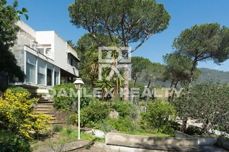 Villa in Prémia de Dalt