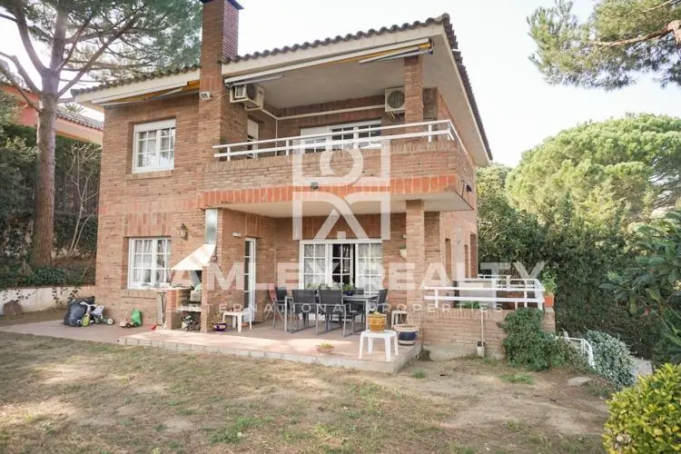 Villa in Cabrils. The coast of Barcelona