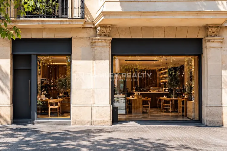 Коммерческое помещение 400 м² рядом с Rambla de Catalunya и Passeig de Gràcia