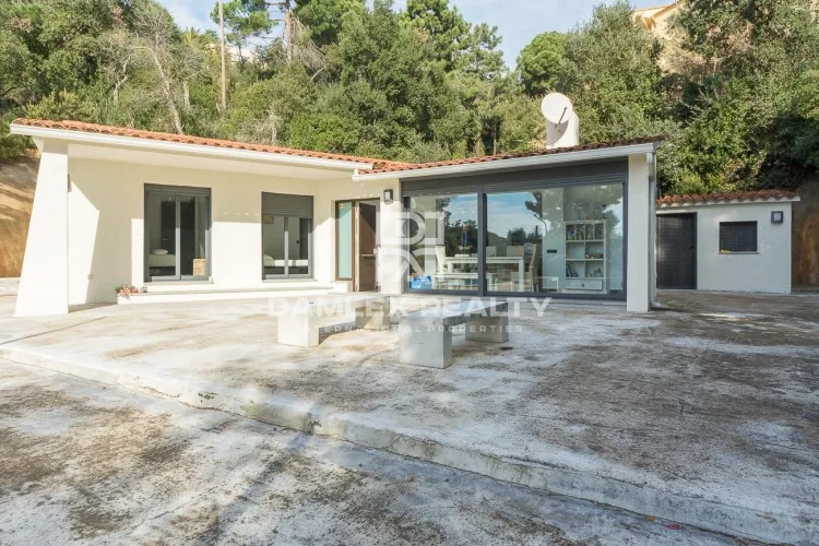 Villa renovada con licencia turistica