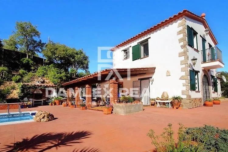 Villa in Lloret de Mar with rustic style