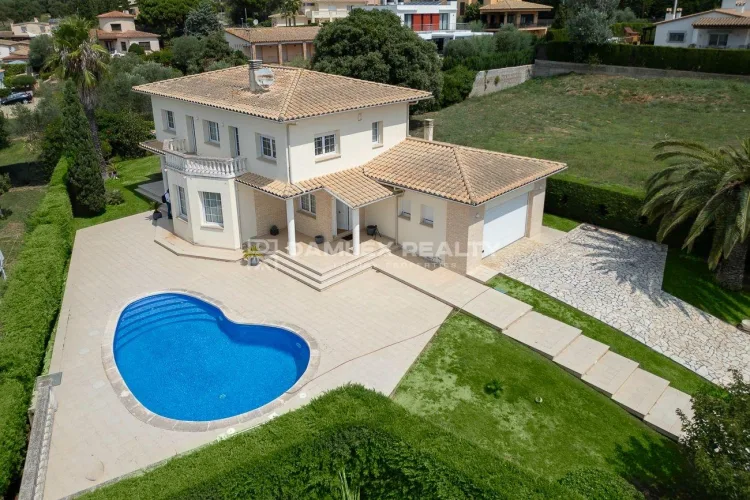 Elegant Villa in the Prestigious Fanals Area of Central Platja d’Aro
