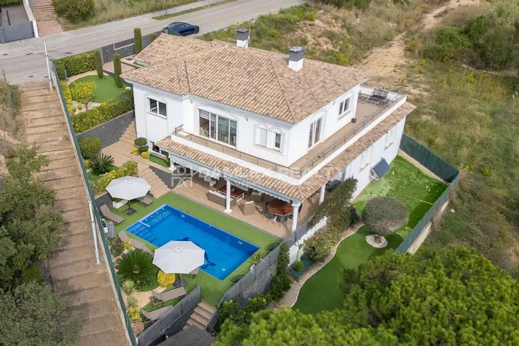 Stunning house with tourist license in Lloret de Mar, within walking distance to the beach
