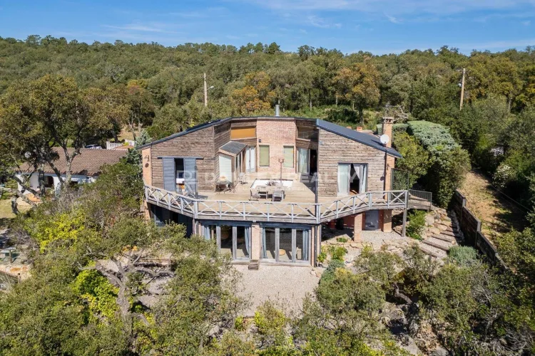 Unique eco-friendly and sustainable house with incredible views in Roca Malvet