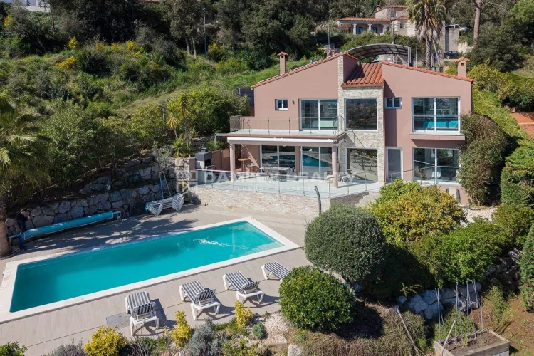 Sea View Villa with Total Privacy in Calonge