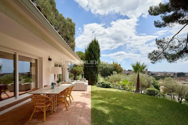 Stunning Villa with Breathtaking Views