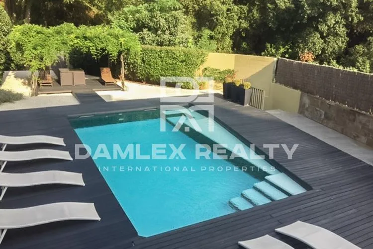 House / Villa with 5 rooms, plot 588m2, for sale in Arenys de Munt, Barcelona North Coast