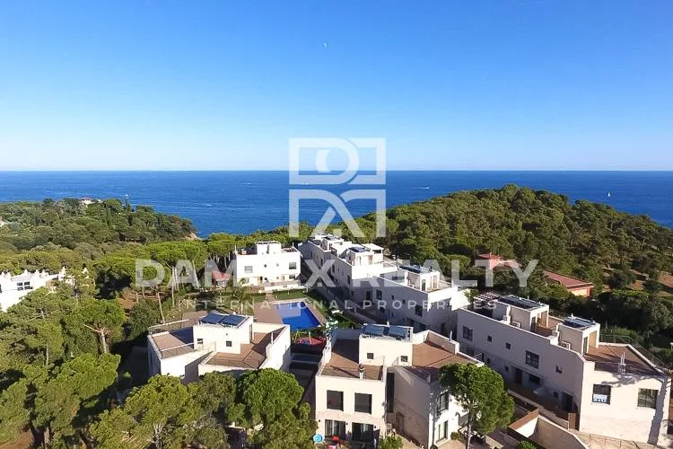 New houses near the sea. Costa Brava