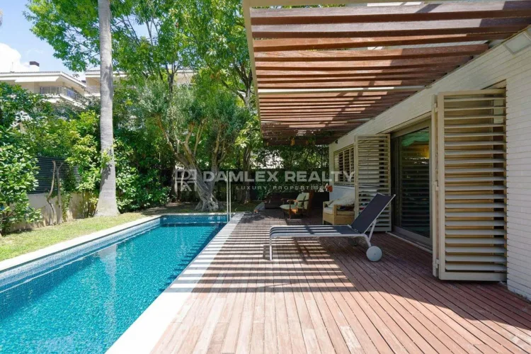 Exclusive Villa in Port d’Aro — a unique residence near the beach and marina