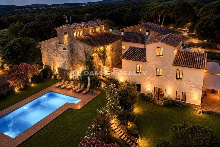 Exceptional Mediterranean Estate with Tourist Licence, Three Buildings and Over 35 Hectares on the Costa Brava