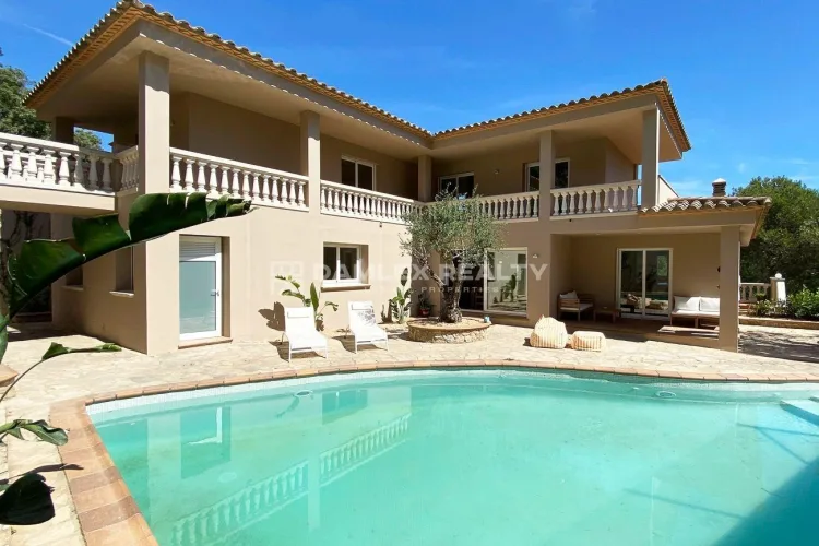 Spectacular House in the Charming Port of Aiguablava, Begur.