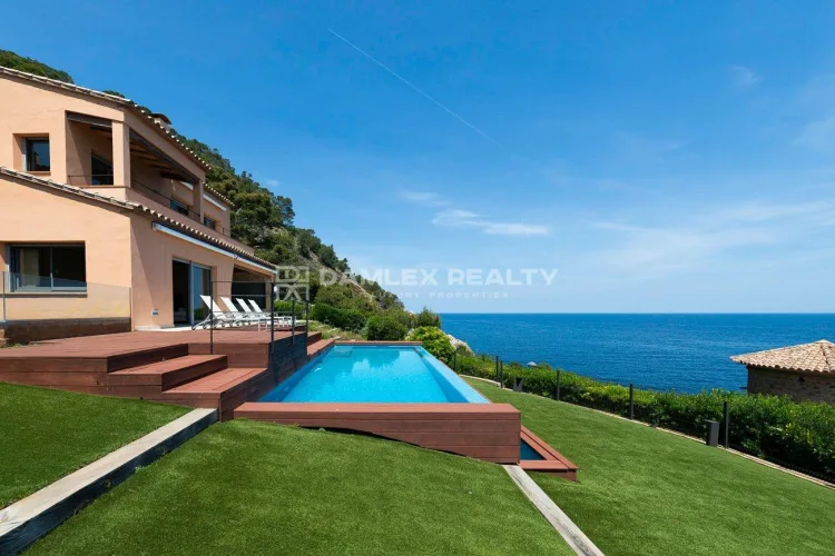 Chalet te koop in Llafranc