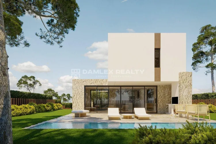 New Villa in a Quiet and Prestigious Area of El Mas Trempat