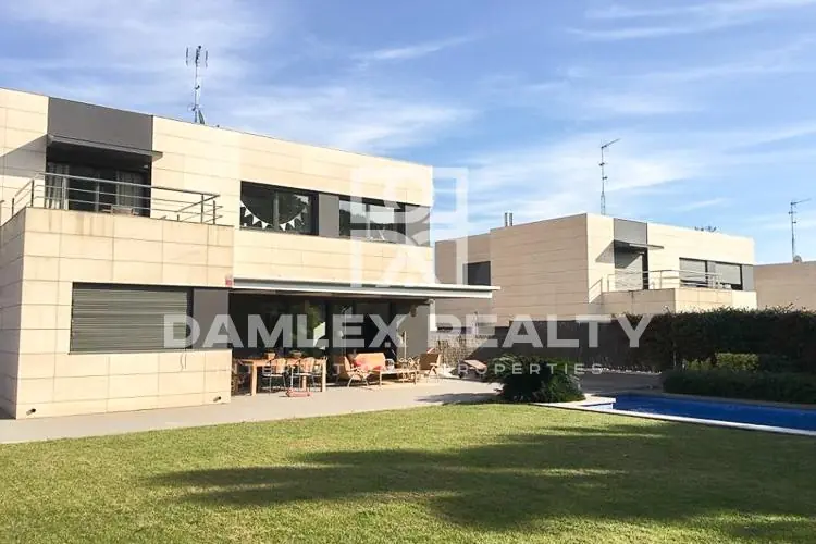 New villas in Sant Andreu de Llavaneras