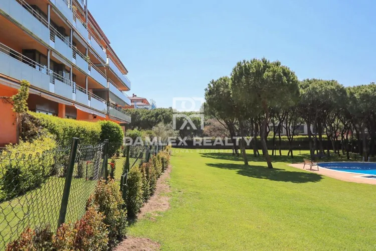 Apartment at 200 meters from the beach. Gava Mar