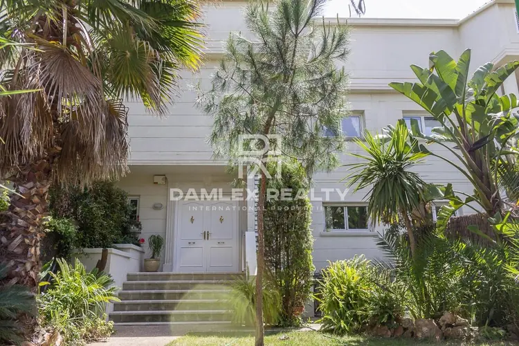 Townhouse in the city of Gava Mar, 15 minutes from Barcelona