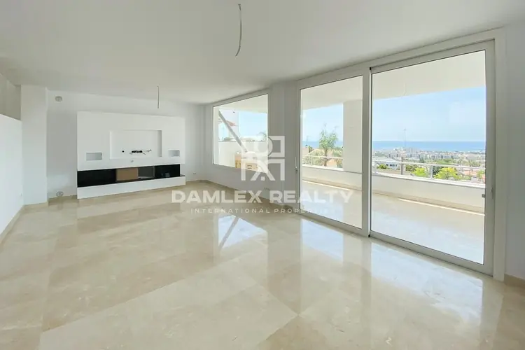Villa with sea views just 5 minutes from the beach in Sitges