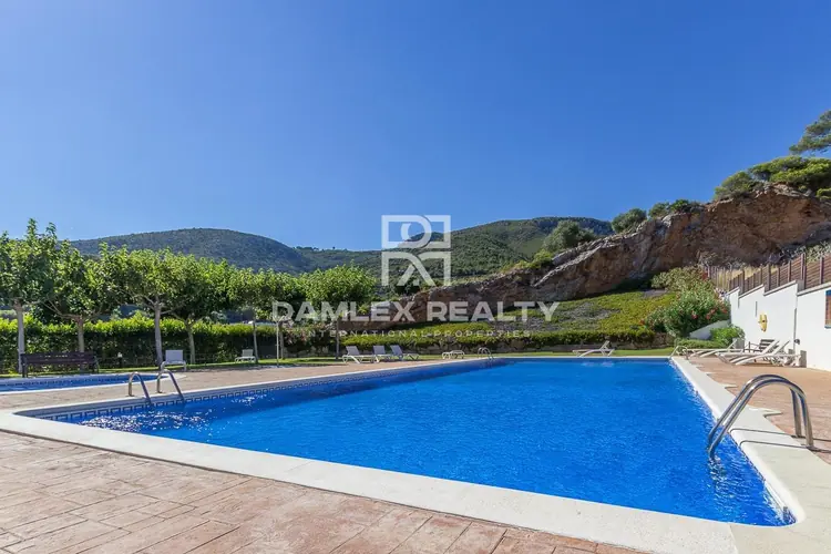 Maison / Villa de 3 pièces, terrain de 120 m², à vendre à Castelldefels, Coast of Barcelona