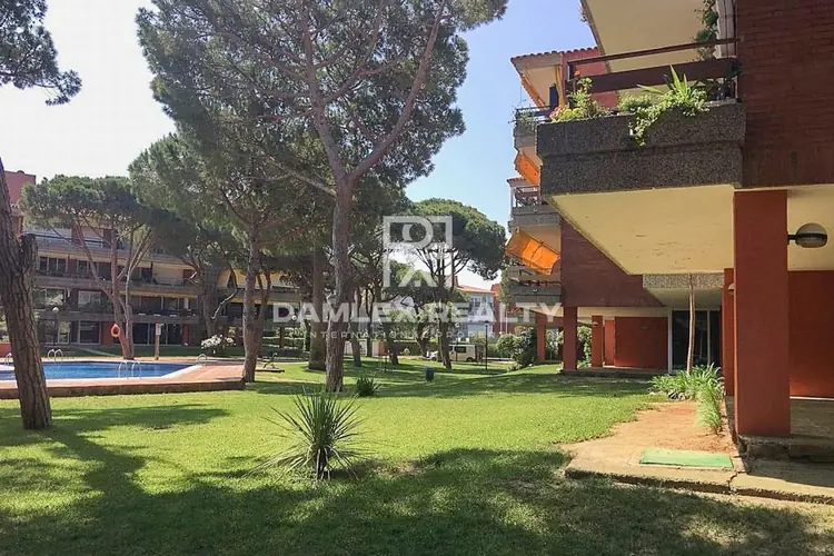 Frontline apartments in Gava Mar