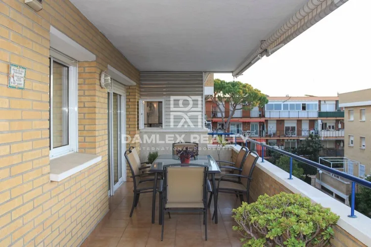 Duplex cerca del mar. Castelldefels
