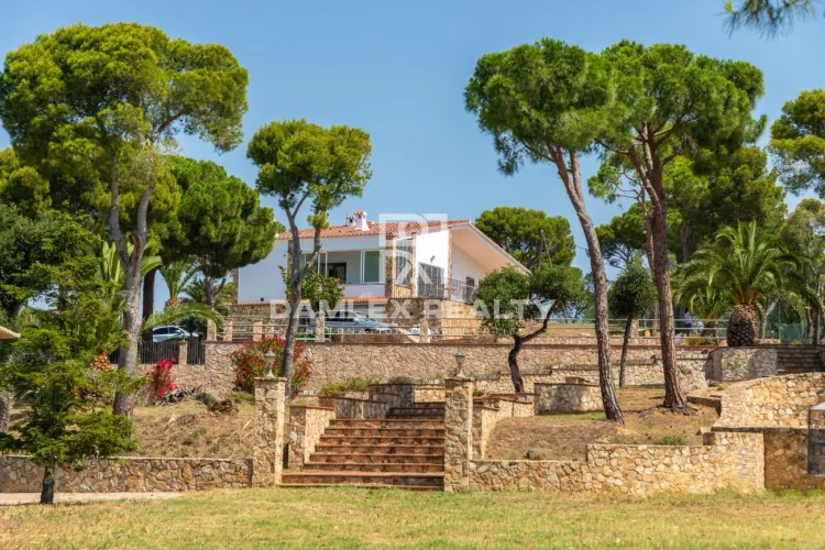 Country house in the prestigious area of Playa de Aro