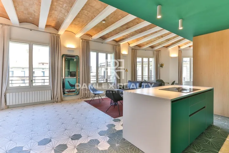 Precioso piso reformado en el centro de Barcelona