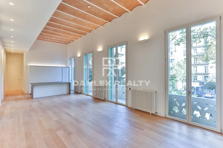 Appartement met 3 kamers te koop in Barcelona Сity Сenter, Barcelona