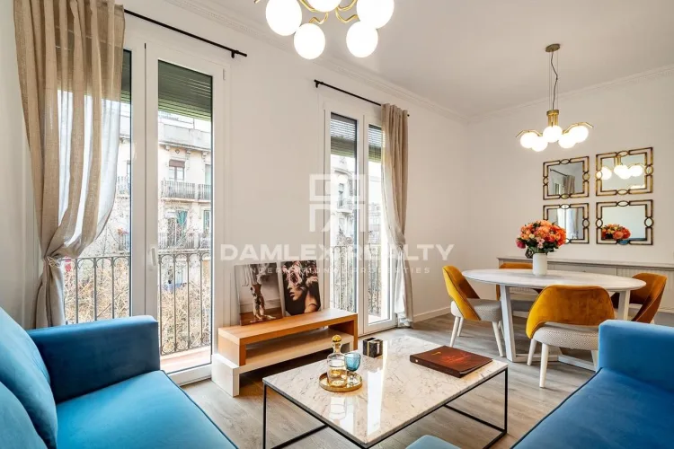 Apartamento reformado cerca del parque.