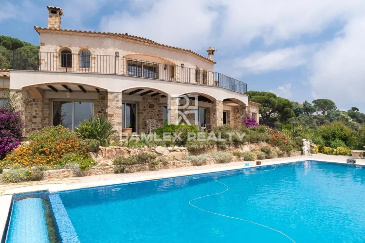 Villa with sea views in Platja de Aro
