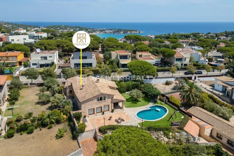 Exklusives Steinhaus mit Panoramablick auf das Meer, Sant Feliu de Guíxols.