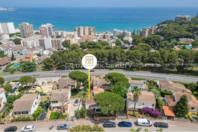 Mediterranean charm with sea views in Mas Vilar