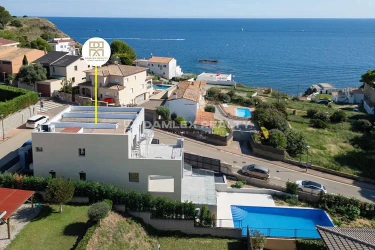 Contemporary Villa with Pool and Sea Views in Cala Margarida, Palamós