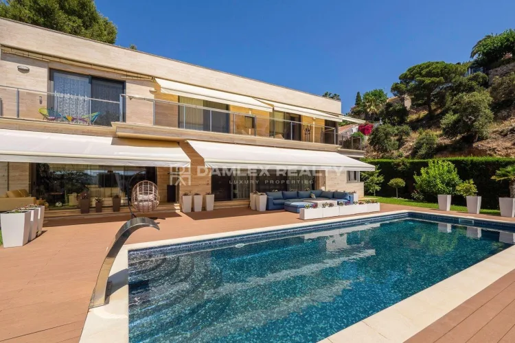 Spectacular Villa in Santa Maria de Llorell, Tossa de Mar
