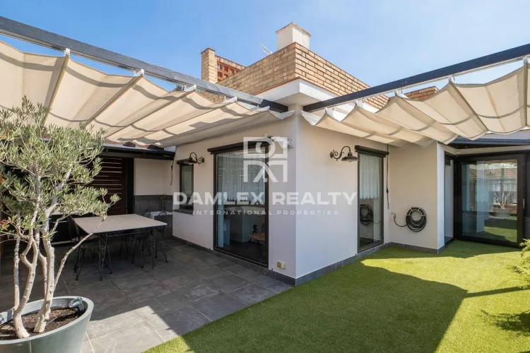 Excellent design penthouse in the upper area of Barcelona